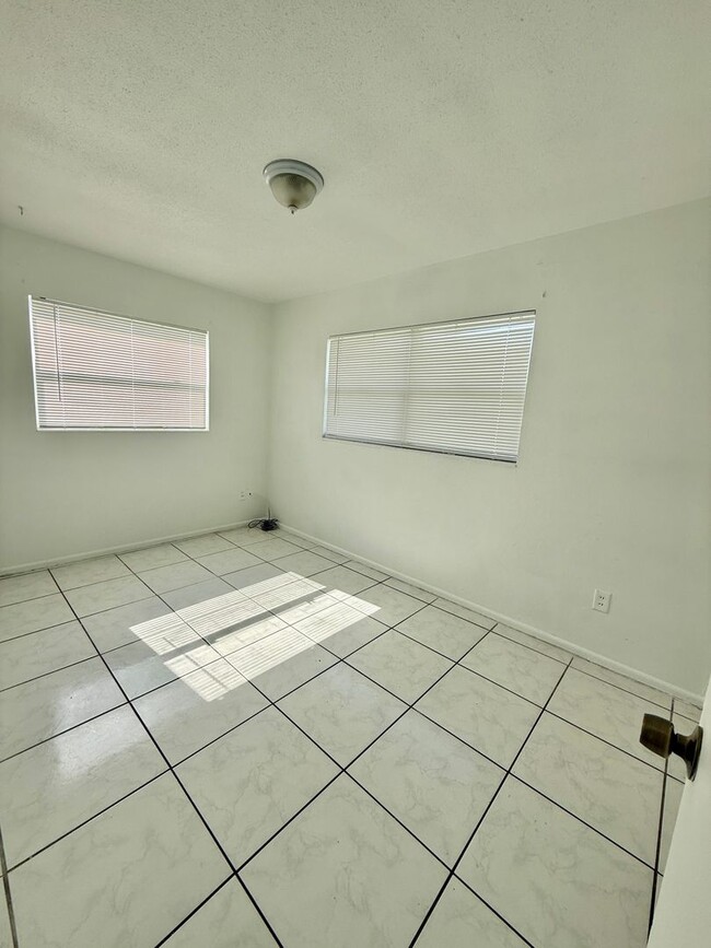 Photo - SKY LAKE 3 Bed / 2 Bath