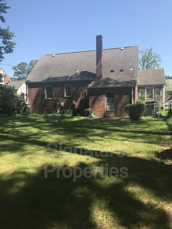 Photo - 2421 Wedgewood Ave