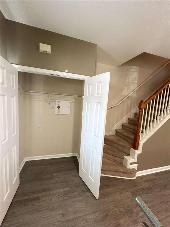 Photo - 1008 Prestwyck Ct