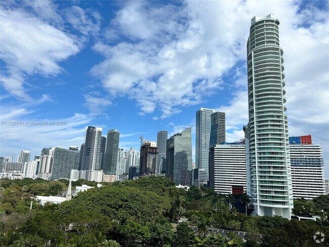 Building Photo - 1901 Brickell Ave Unit B1011 Rental