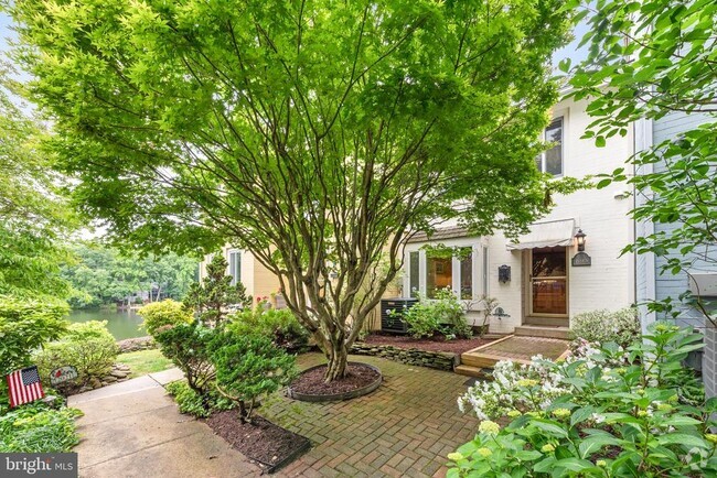 Building Photo - 2023 Chadds Ford Dr Rental