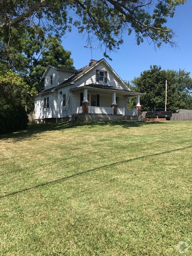 Building Photo - 8330 Clough Pike Rental