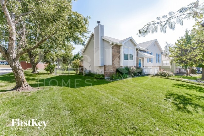 Photo - 18901 S Ash St