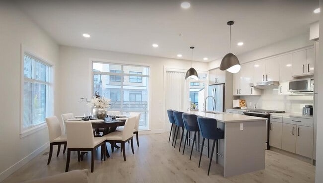 Photo - 46150-46150 Thomas Rd