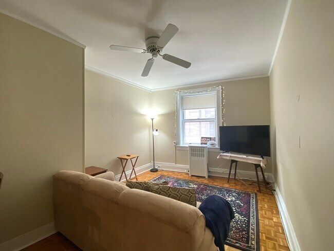 Photo - 21 Beacon St Unidad 3C
