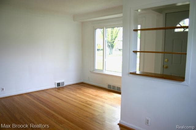 Photo - 3722 Elmhurst Ave