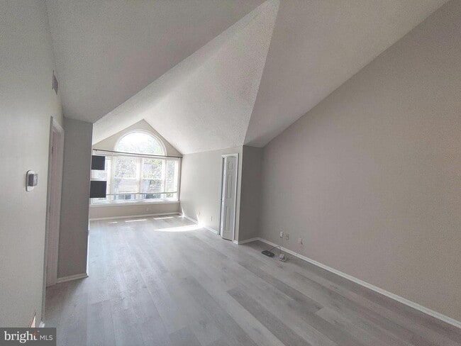 Photo - 3151 Covewood Ct Unit D