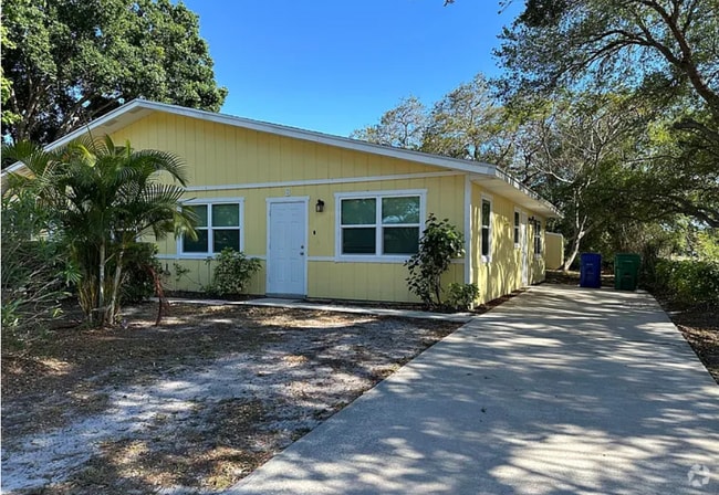 Building Photo - 101 Admiral Cir Rental