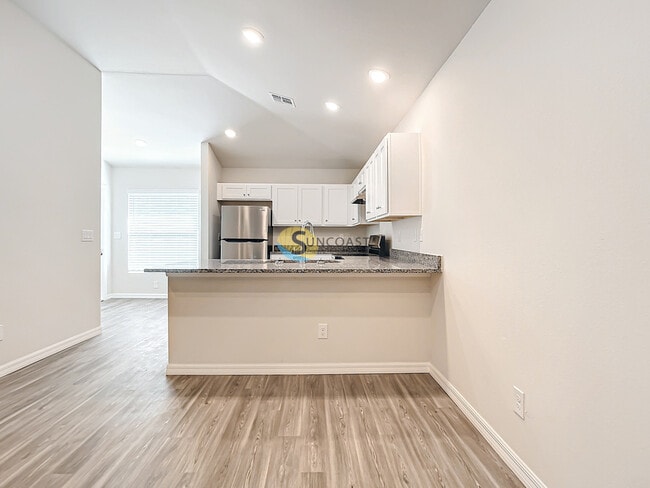 Photo - 11048 Reims Ave