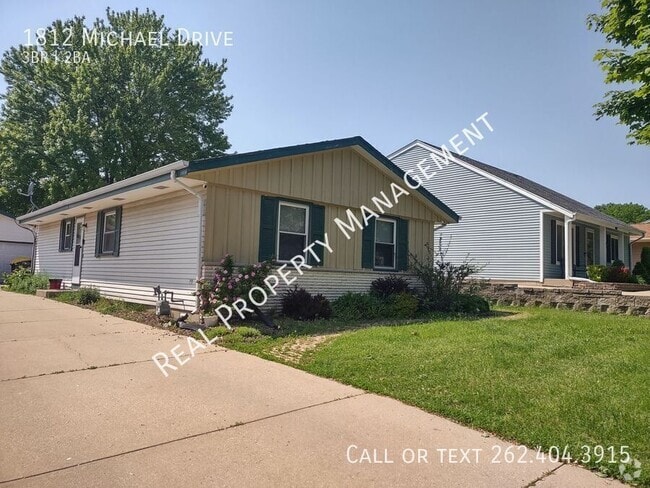 Building Photo - 1812 Michael Dr Rental