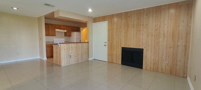 Photo - 2550 N Alafaya Trail Unit 2550 N. Alafaya Trl  10110