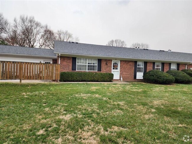 Building Photo - 112 Southglen Rd Unit ADHI112 #34 (B3-285) Rental