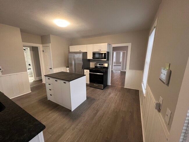 Photo - 877 Belmont Ave