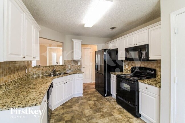 Photo - 120 Heather Woods Ct