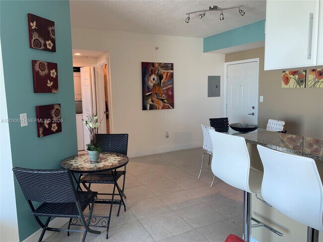 Photo - 275 NE 18th St Unit 1709