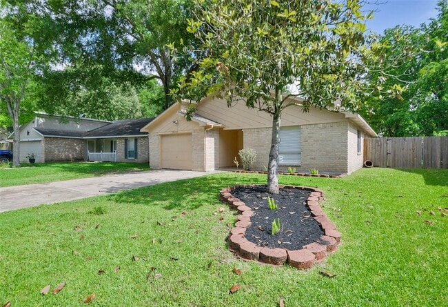 Photo - 28302 Doverbrook Dr