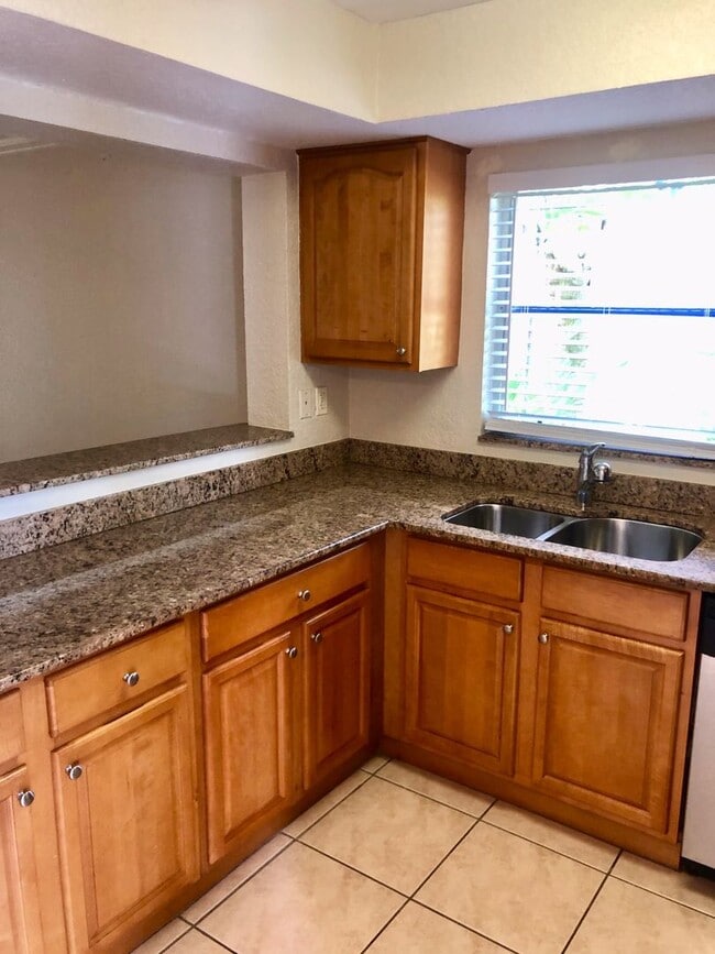 Photo - Two Bed/Two Bath Conveniently Located in Park View Condominiums, Close to Downtown Sarasota Unit 1