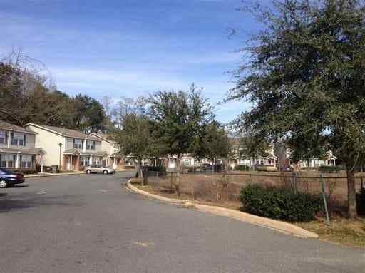 Building Photo - 4262 Augustus Oak Ct