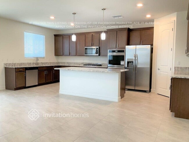 Photo - 11417 W Edgemont Ave