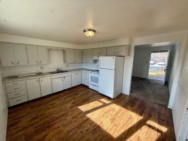 Photo - 3 Bedroom, 1 Bath Ranch Home in Northwest ...