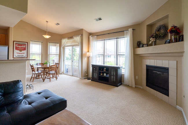 Building Photo - 8445 S Holland Way Unit 301 Rental