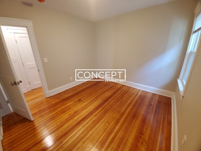 Photo - 21 Moraine St