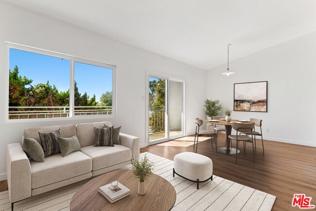 Photo - 836 Ashland Ave Unidad 6