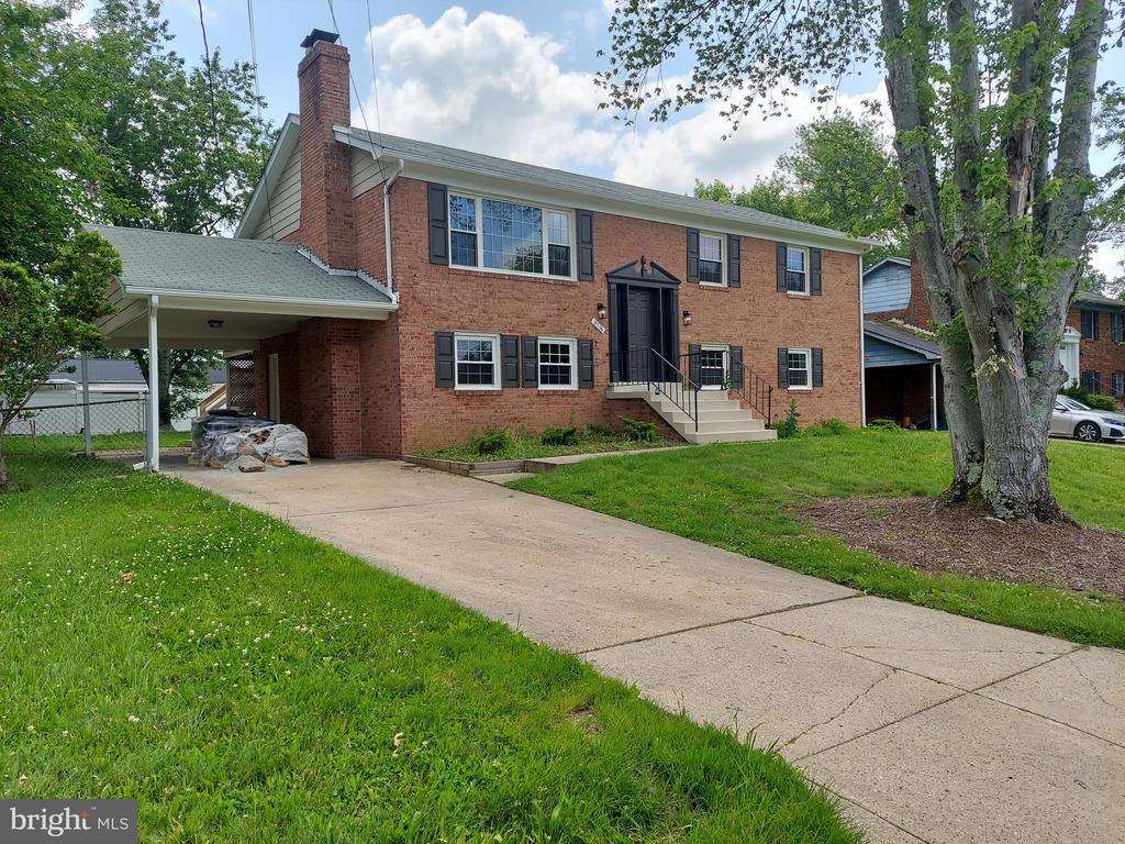 Photo - 9706 Glen Way House