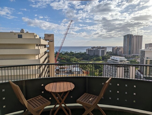 1557 - 1557 Unidad 2003 Rental