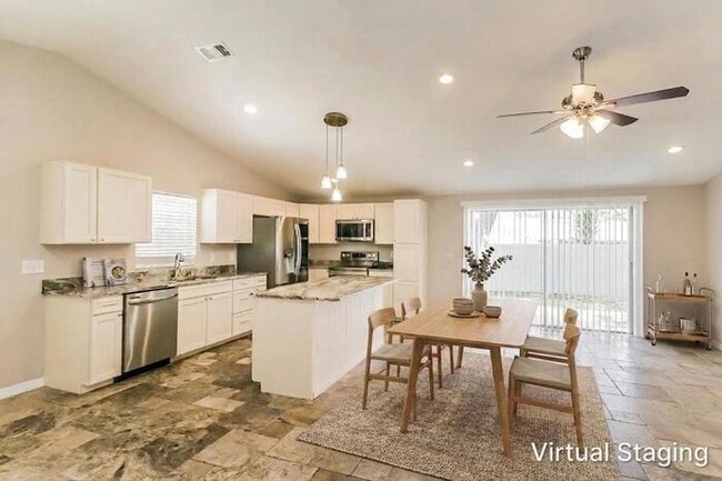 Photo - 16051 Grass Lake Dr