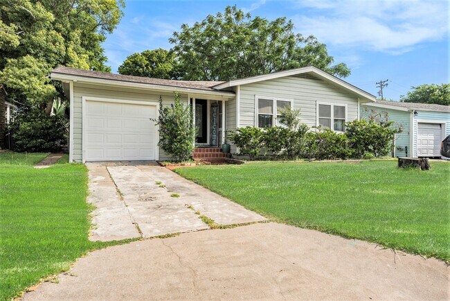 Photo - 116 Whiting Ave