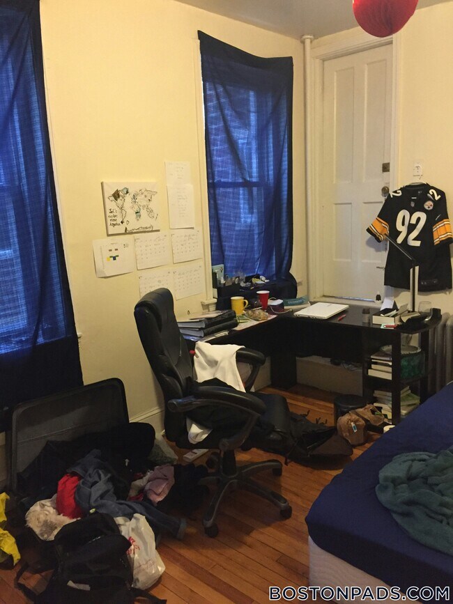 Photo - 324 St Paul St Unidad 4