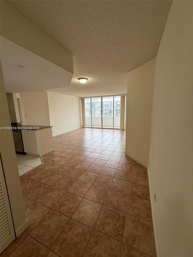 8911 Collins Ave Unit 1103