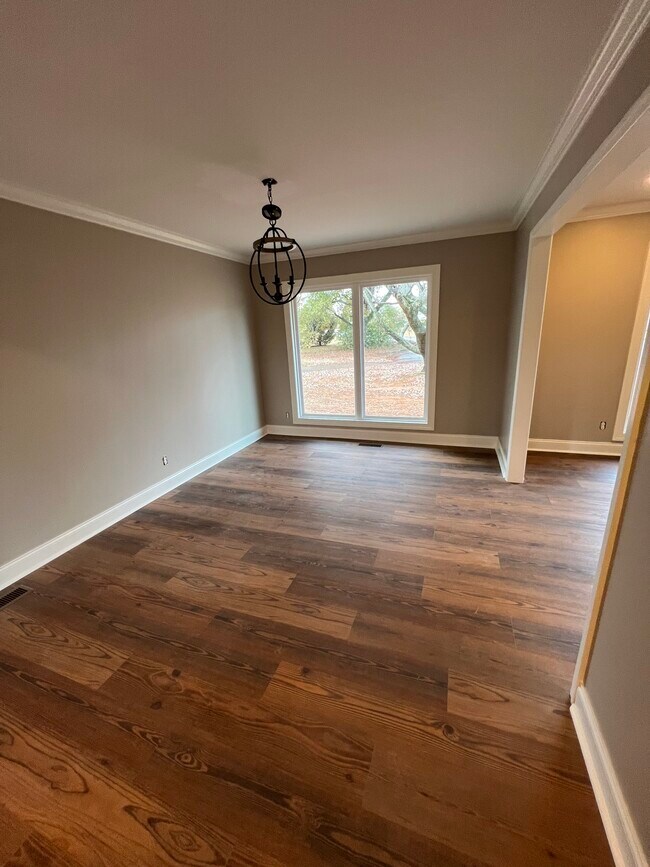 Photo - 2038 Conway Dr