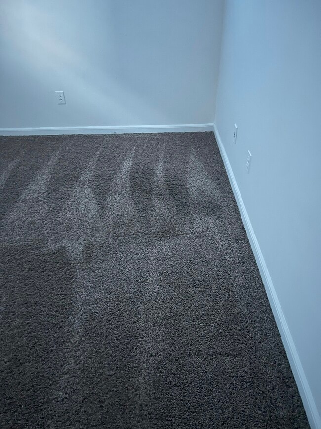 Photo - 2503 Hermitage Way Unidad # 1