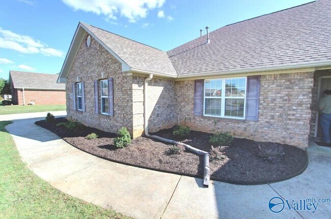 Photo - 16874 Raspberry Ln