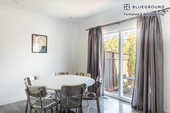 Photo - 328 Bryant St