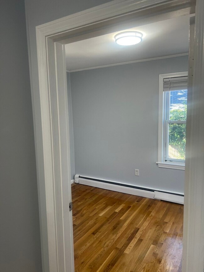 23 Waters Ave Unit 1