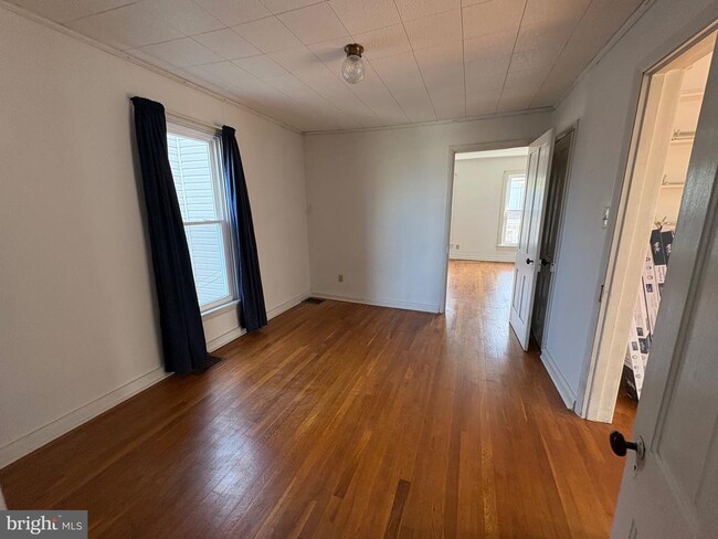 Photo - 50 E North St Unit 2