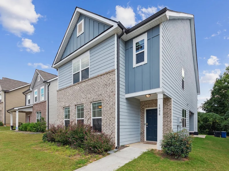 Photo - 1828 Laurel Green Way