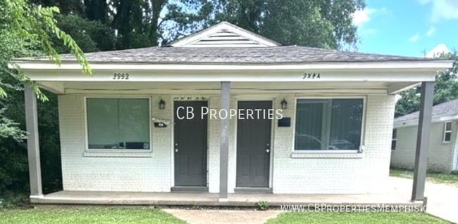 Photo - 2922 Hale Ave