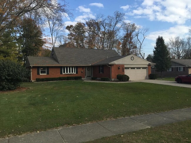 Building Photo - 2481 E Rahn Rd Rental