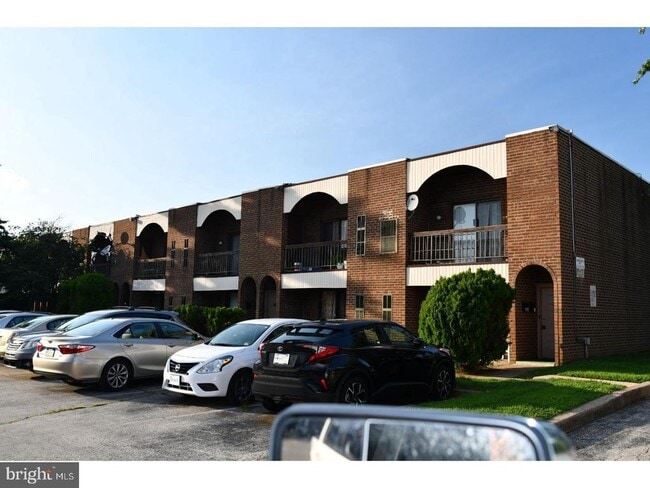 Building Photo - 2727 Rhawn St Unit 56A Rental