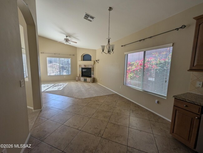 Photo - 651 W Sonatina Ln