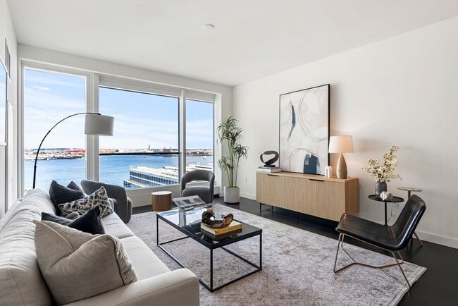 Building Photo - 150 Seaport Blvd Unit 9C