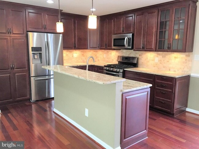 Photo - 9522 Kirkfield Rd