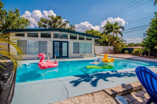 Photo - 4401 Lenmore St Unidad 2