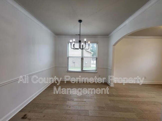 Photo - 3748 Sycamore Bend