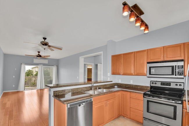 Top-Floor 2BD/2BA Seascape Condo – Renovat... - Top-Floor 2BD/2BA Seascape Condo – Renovat...