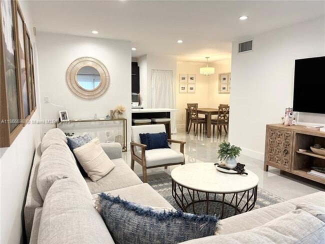 Photo - 7945 SW 104th St Unit 7945 SW 104th St  205C
